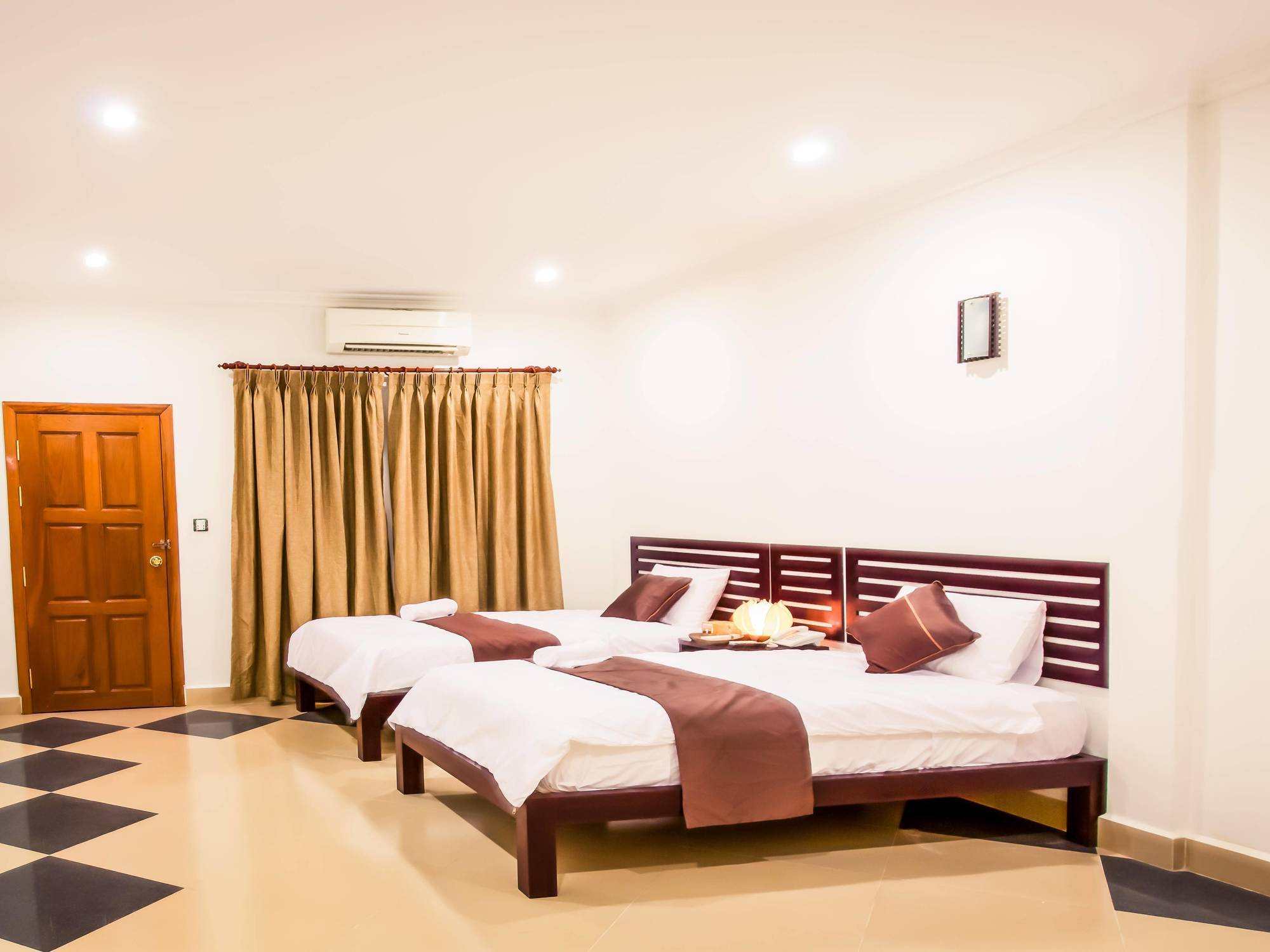Aime House & Niisaii Apartment Phnompenh Exteriér fotografie
